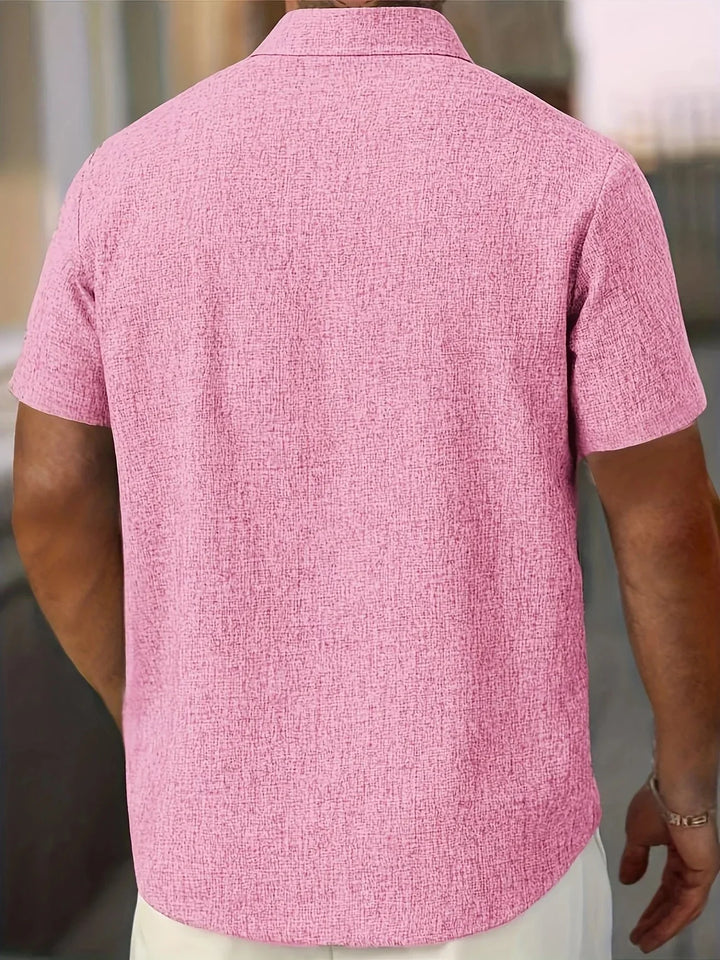 Stylisches Kurzarmhemd Herren, perfekt für Urlaub & entspannte Freizeit.