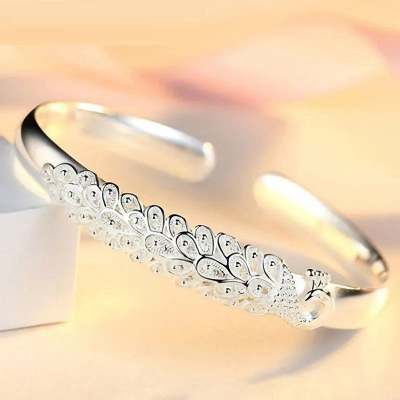Zeitloses Pfauen-Silberarmband, 925er Sterling-Silber, ein bezaubernder Hingucker für die Frau.