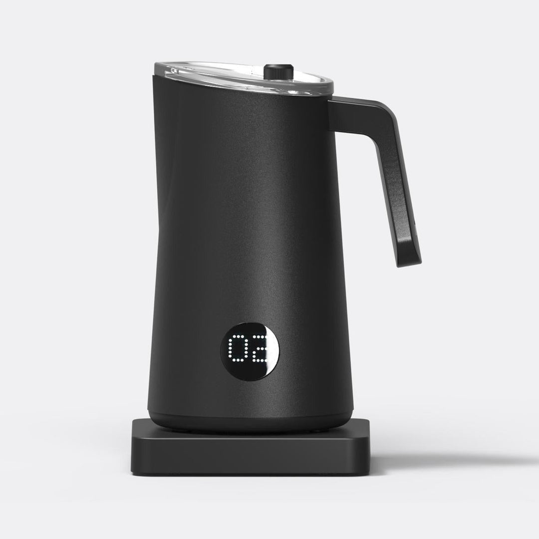 Elektrischer Milchaufschäumer für cremigen Mikro-Milchschaum, ideal für Kaffee, Latte Art und Pflanzendrinks zu Hause.