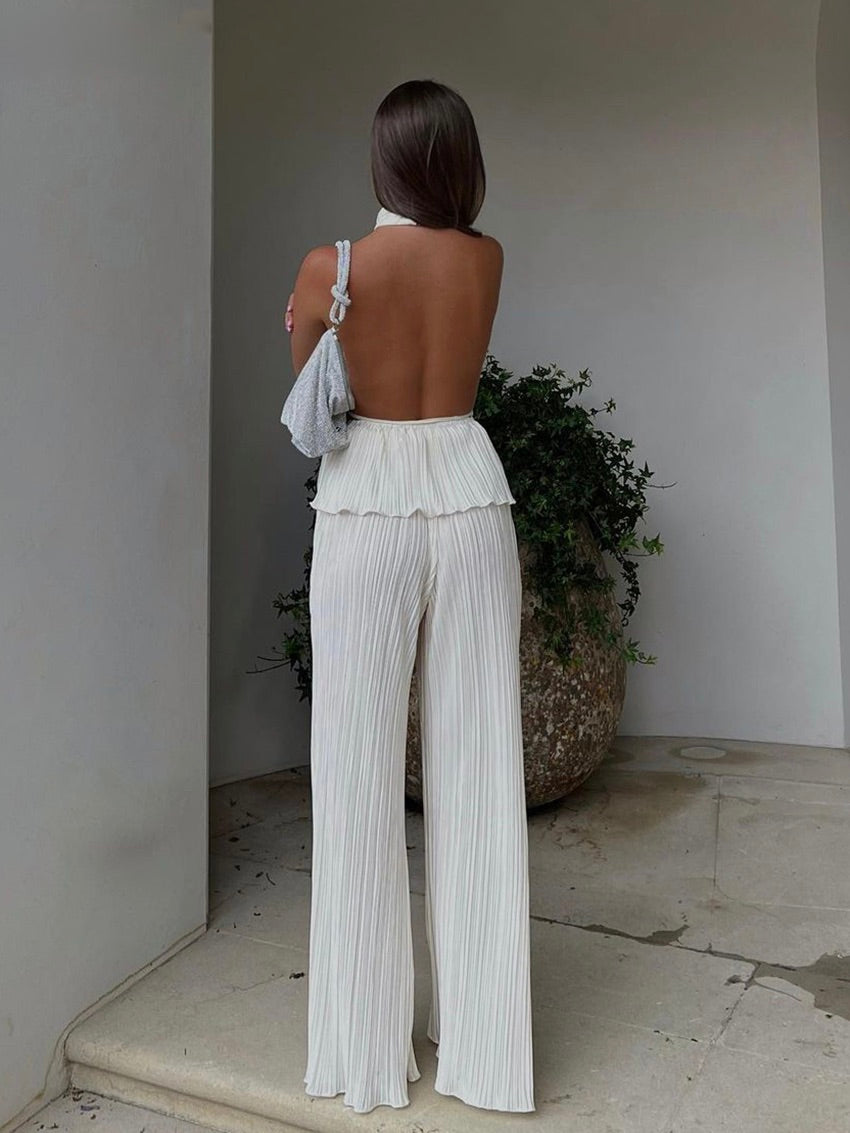 Bequemes Damen Lounge-Set in elegantem Design. Zweiteiler mit Neckholder-Oberteil & weiter Hose für puren Komfort.