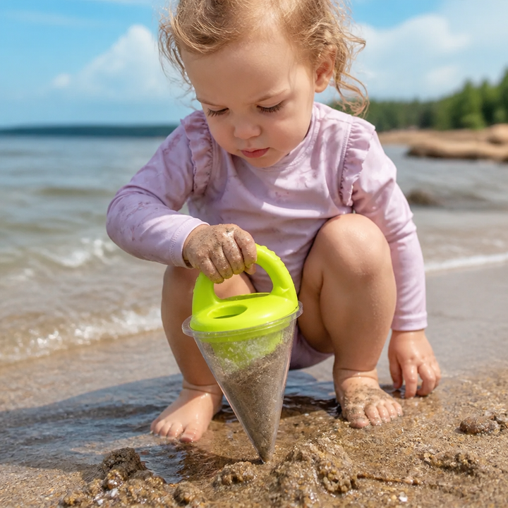 Buntes Kinder Strand Sand Trichter Spielzeug Set für kreativen Malspaß und Motorikentwicklung im Outdoor.