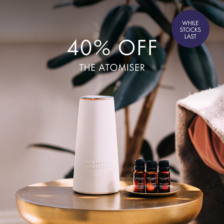 Moderner kabelloser Keramik Aroma Diffusor mit Stimmungslicht für entspannende Wellness-Momente.