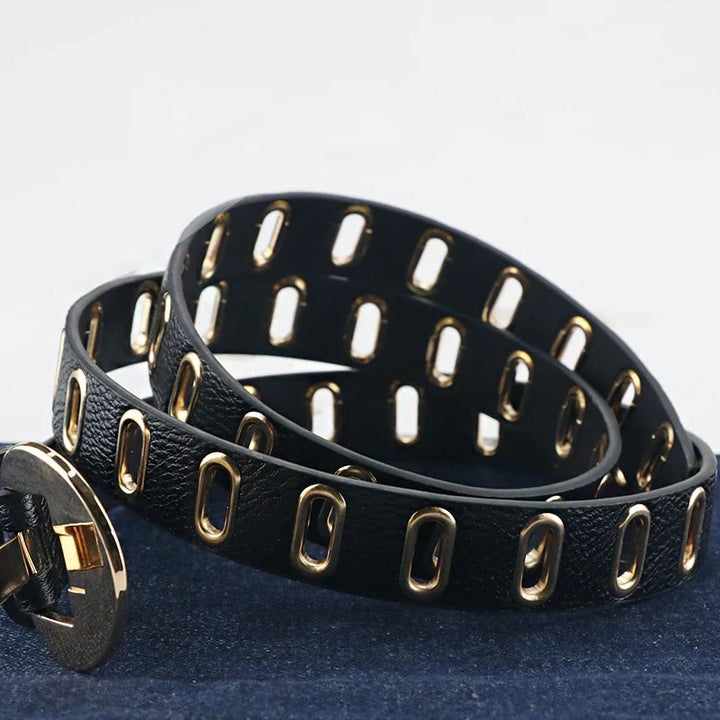 Stylischer Unisex Gürtel mit goldener Schnalle, für einen markanten Grunge-Punk-Look.
