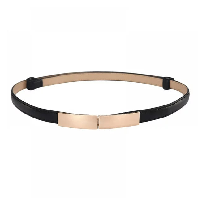 Roter Damen Taillengürtel elastisch mit edler Schnalle, ein Must-Have Mode-Accessoire.