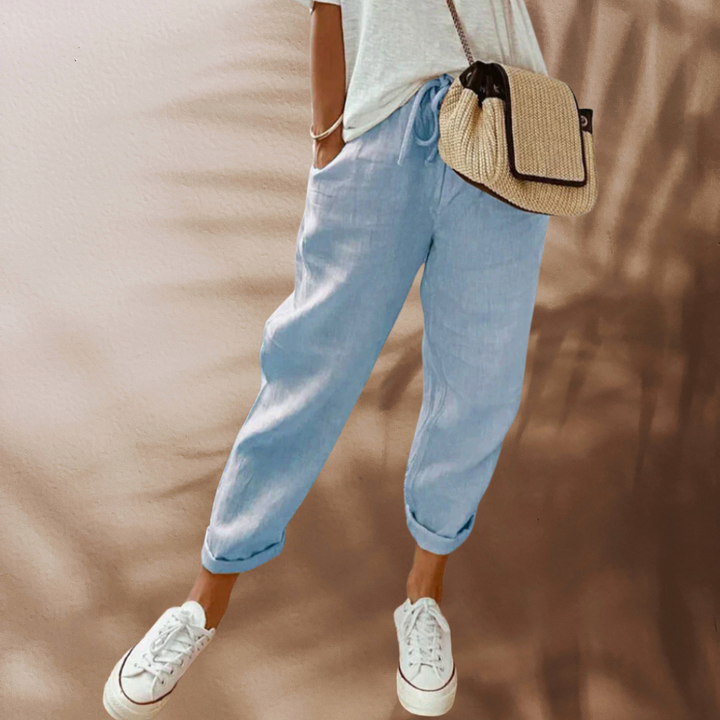 Lässige & komfortable Damen Sommerhose in modernem Schnitt. Trendige Freizeithose, vielseitig kombinierbar. Bequeme Damenhose.