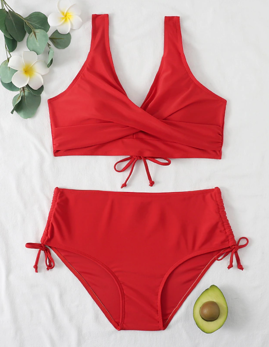 Bequemes und stylisches Damen Bikini Set, 2-teilig. Perfekte Bademode für Strand, Pool und sonnige Urlaubstage.