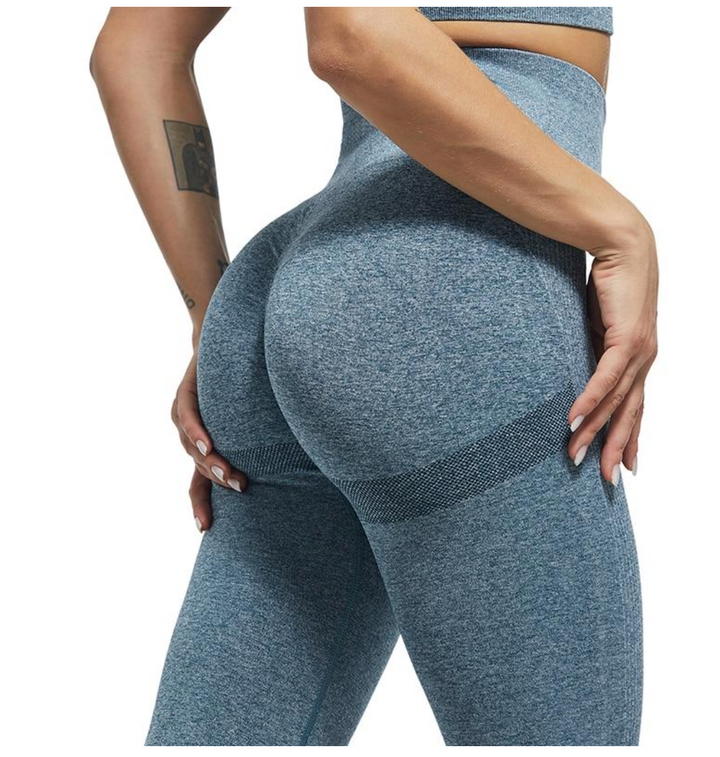 Komfortabler High Waist Bund der Shaping Leggings, bietet Bauchkontrolle & Po-Lift für ein schlankes Aussehen.
