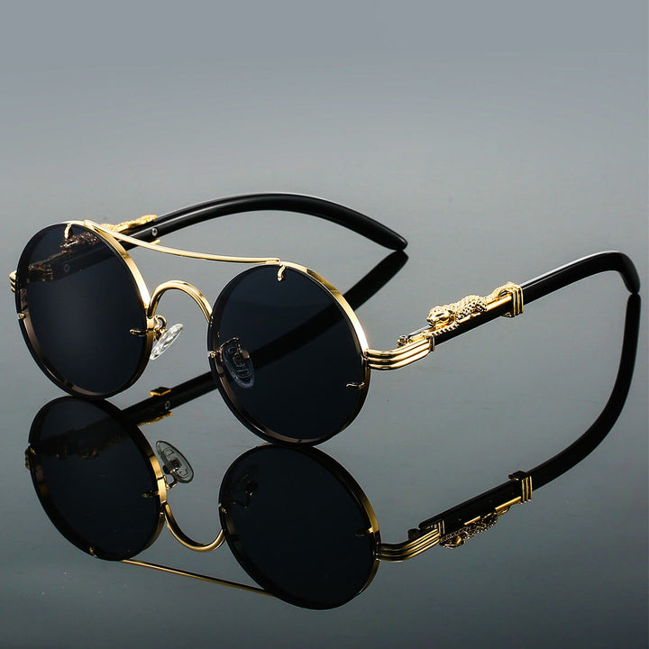 Detailansicht: Runde Vintage Unisex Sonnenbrille mit UV400 Schutz. Ein zeitloses Mode-Highlight.
