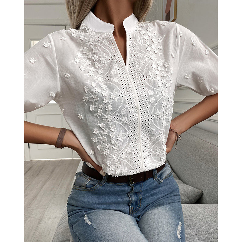 Stilvolle Damenbluse in Weiß, langarm, bietet eleganten Komfort für Business & Freizeit. Vielseitiges Damenoberteil.