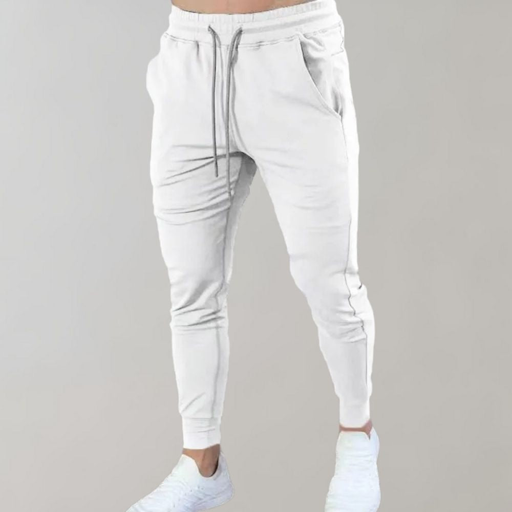 Sporthose Herren Slim Fit 'Niko' für Training, Fitnessstudio oder gemütliche Stunden zuhause.