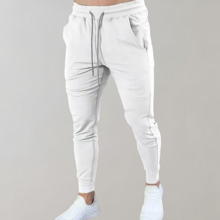Sporthose Herren Slim Fit 'Niko' für Training, Fitnessstudio oder gemütliche Stunden zuhause.