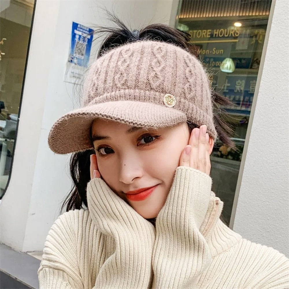 Modische Damen Winter Baseballmütze, bequem und warm. Must-have Accessoire für lässige Herbst- & Wintermode.
