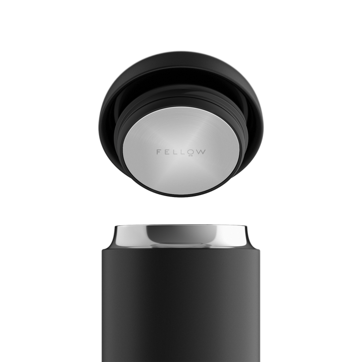 Perfektes Geschenk: Eleganter Thermobecher aus Edelstahl mit Keramik für Kaffee-Liebhaber.