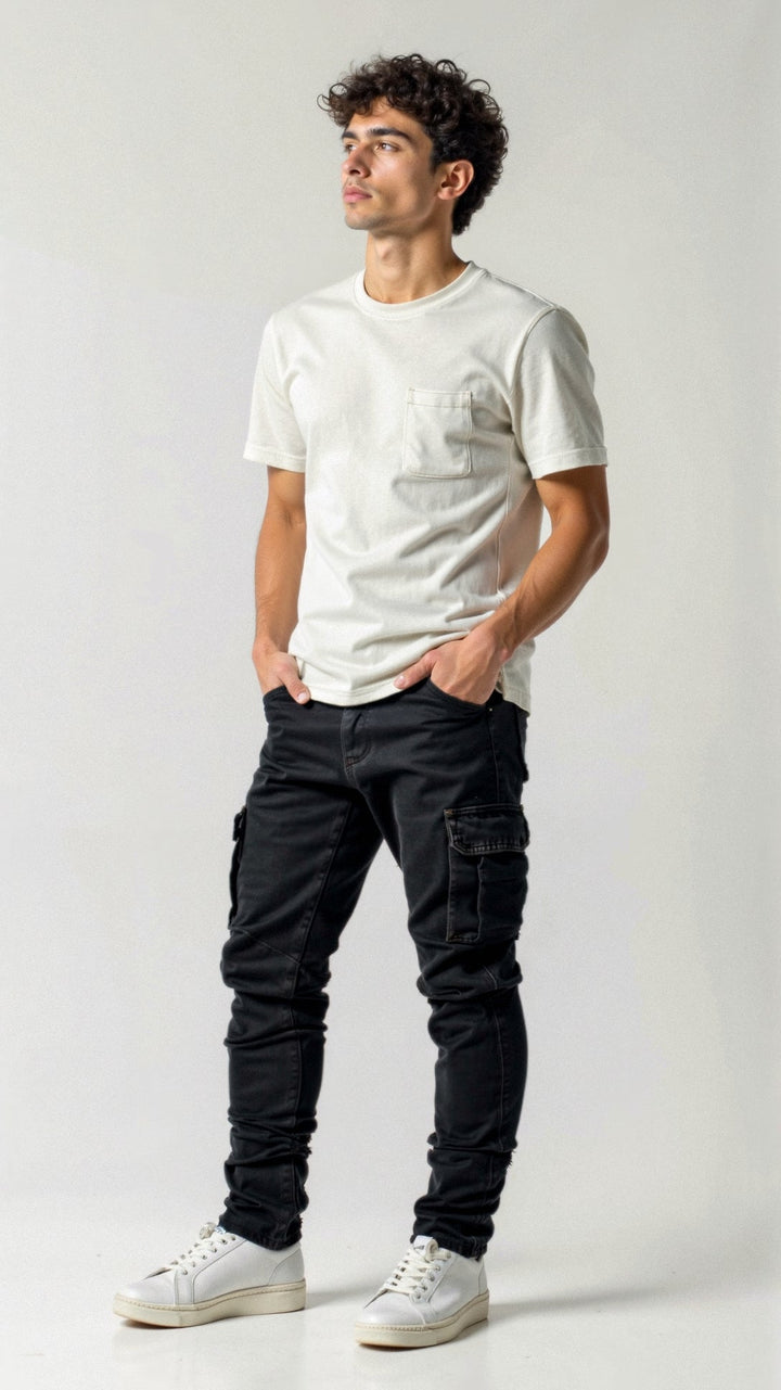 Herren Dehnbare Cargo Jeans im Slim Fit für lässigen Casual Look. Bequeme Stretch Jeans mit seitlichen Taschen.