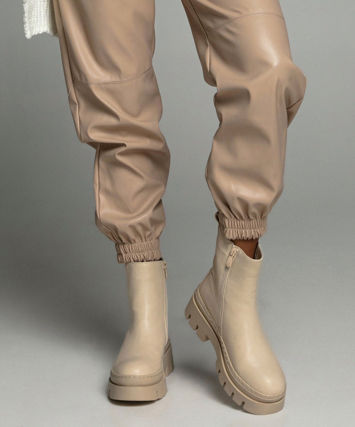Warme und stilvolle beige Damen Chelsea Boots, ideale Herbst- & Winterstiefel.