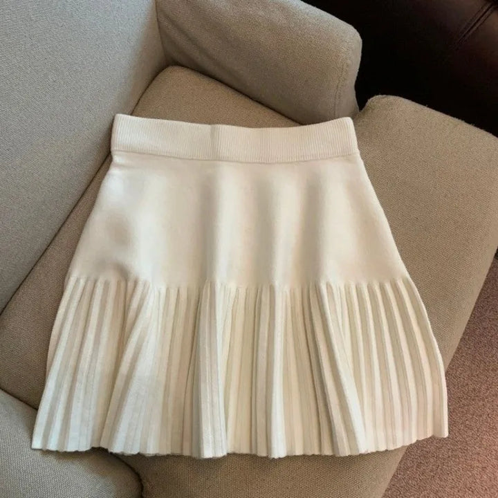 Warmer Damen A-Linien Winterrock mit Falten & hohem Bund. Vielseitig kombinierbar, elegant & modisch.