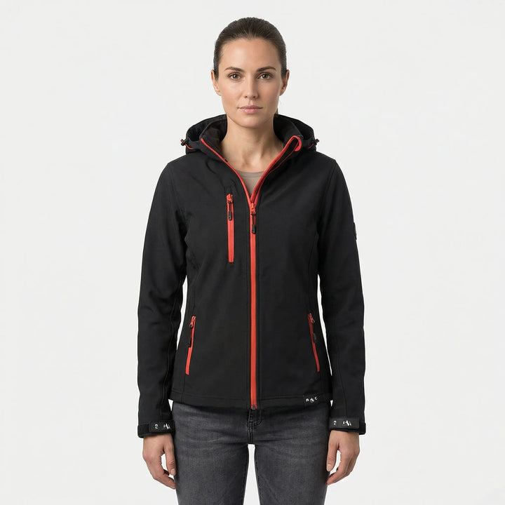 Modische Damen Freizeitjacke: Softshelljacke mit Kapuze, wind- & wasserabweisend, tailliert.