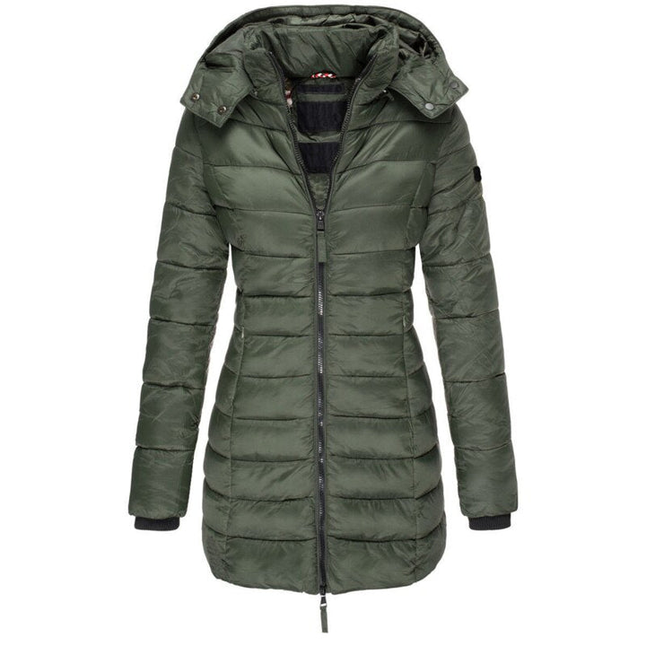 Komfortable Damen Daunenjacke aus hochwertigem Material mit Kapuze, perfekt für den Winter.