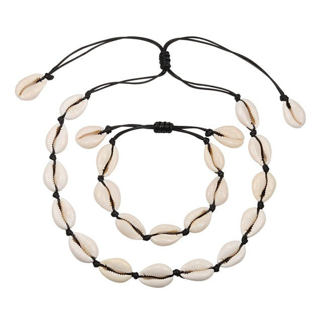 Modische Unisex Muschelkette aus echten Muscheln & Seil. Ideal für einen maritimen Sommer & Boho-Strand-Stil.