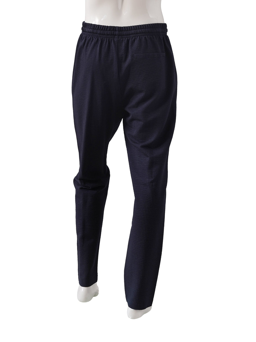 Leichte dunkelblaue Joggpant für Herren. Die perfekte luftige Sommerhose für Komfort und modernen Look.