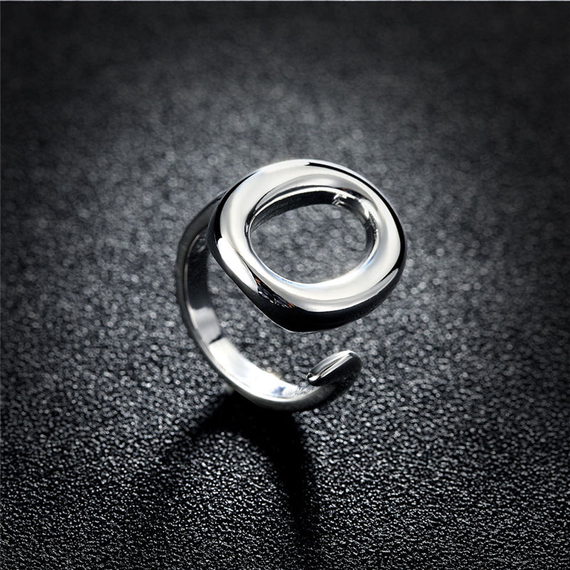 Eleganter, verstellbarer Unisex Offener Ring aus Silber, kreisförmiges Design, perfekt als Geschenk. (99 Zeichen)