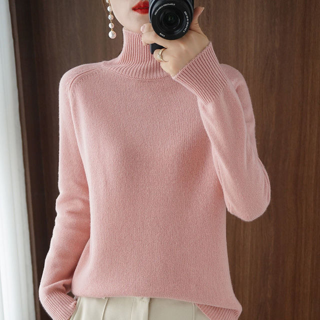 Eleganter Damen Rollkragenpullover, perfekt als warmer Freizeit-Sweater für Komfort im Winter.