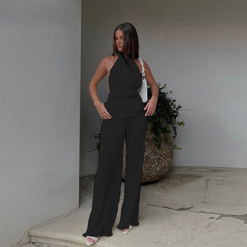 Elegantes Damen Lounge-Set, zweiteilig, Neckholder-Top & weite Hose. Perfekt für Freizeit & Komfort.