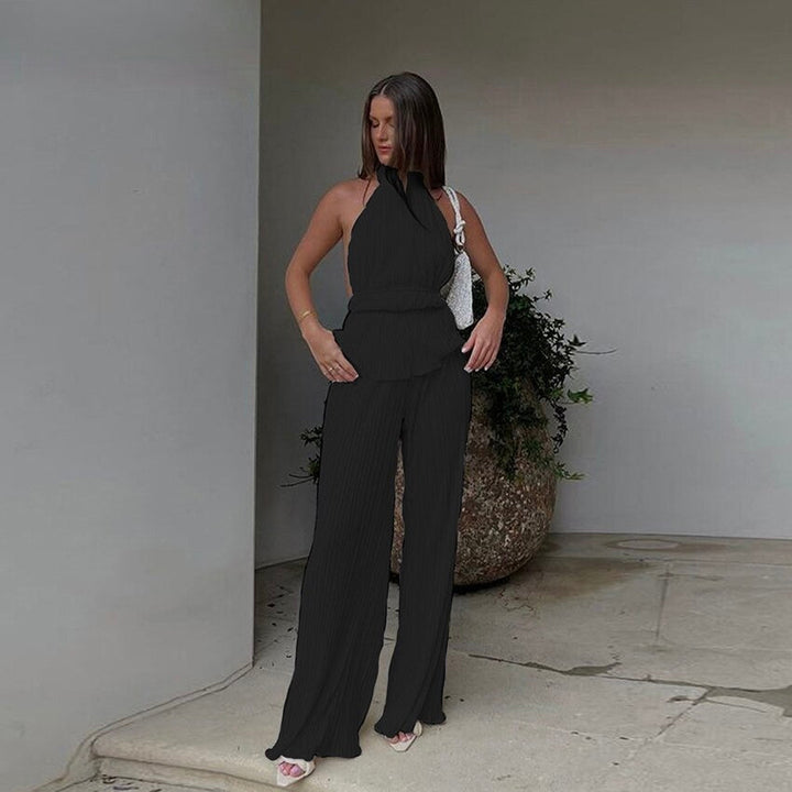 Elegantes Damen Lounge-Set, zweiteilig, Neckholder-Top & weite Hose. Perfekt für Freizeit & Komfort.