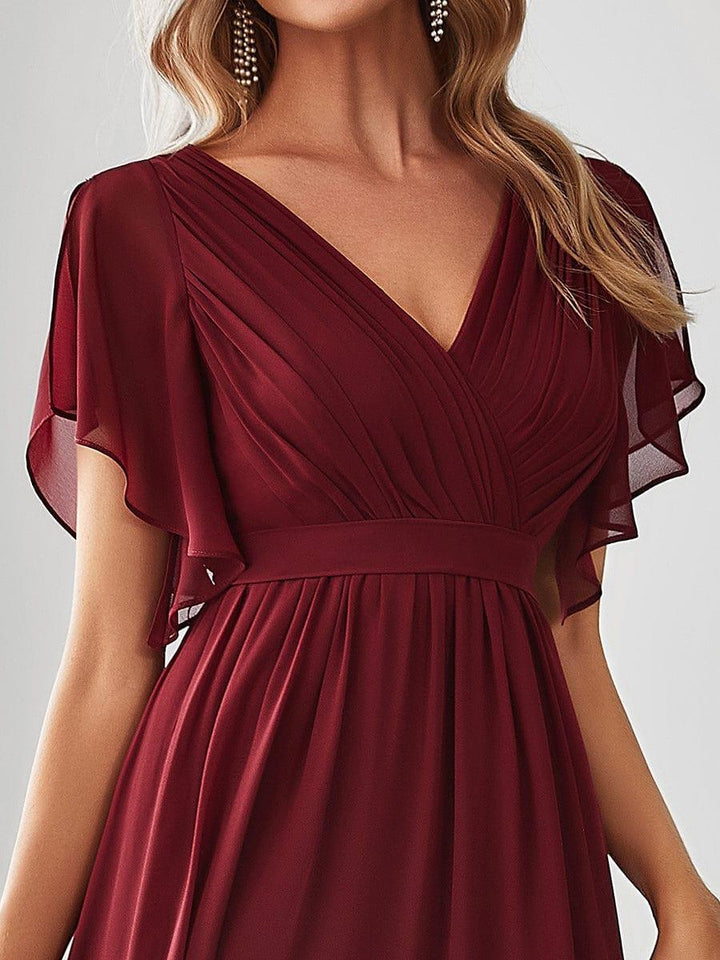 Mintgrünes A-Linie Abendkleid, V-Ausschnitt & Flügelärmel, für Hochzeitsgäste.