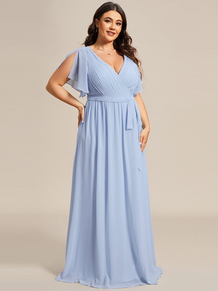 Elegantes schwarzes A-Linie Abendkleid mit V-Ausschnitt & Flügelärmeln, für Gala.