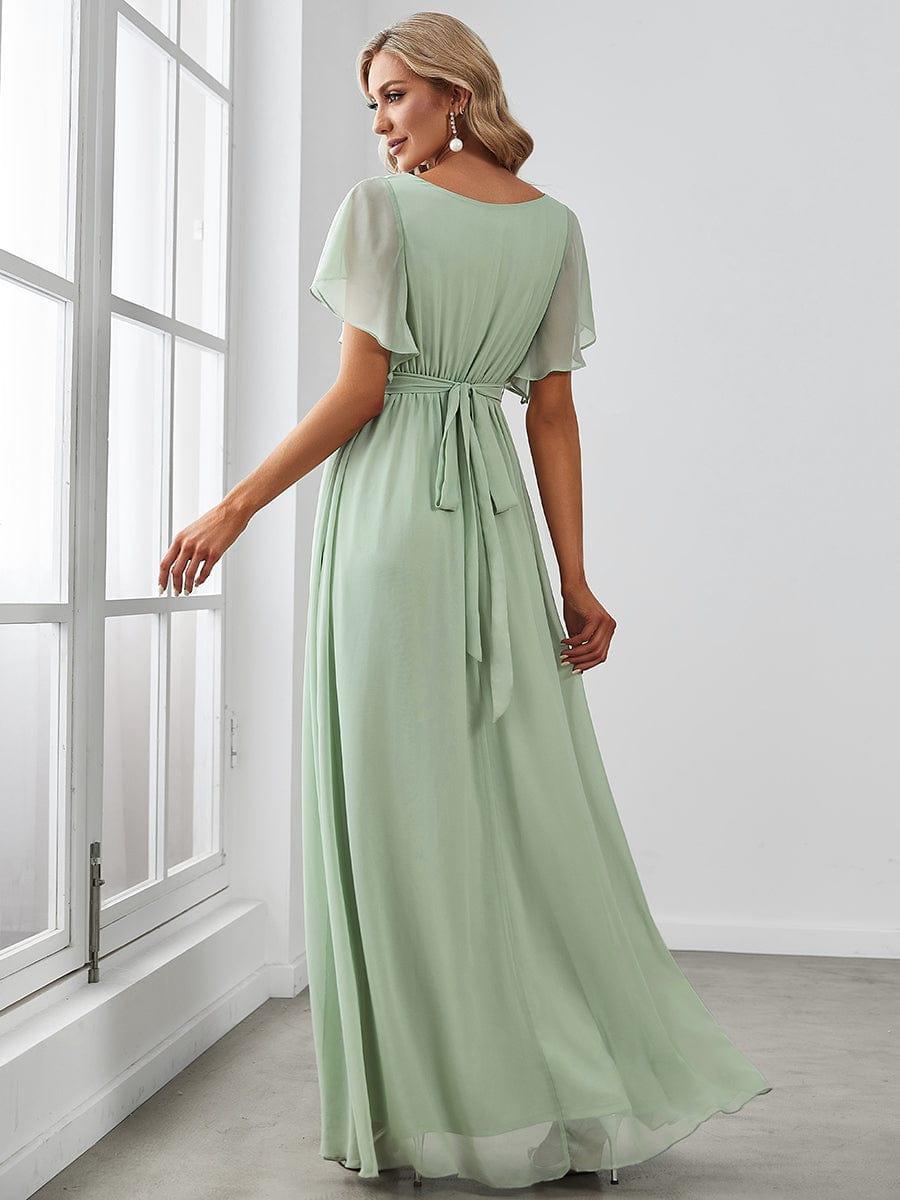 Festliches mintgrünes Abendkleid A-Linie, Maxilänge, Flügelärmel, perfekt für Brautjungfern.