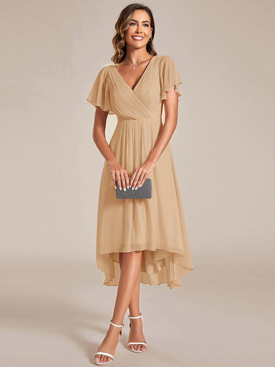 Glamouröses Mokkabraunes Vokuhila Abendkleid, figurschmeichelnde A-Linie und Empire-Taille; festlich.