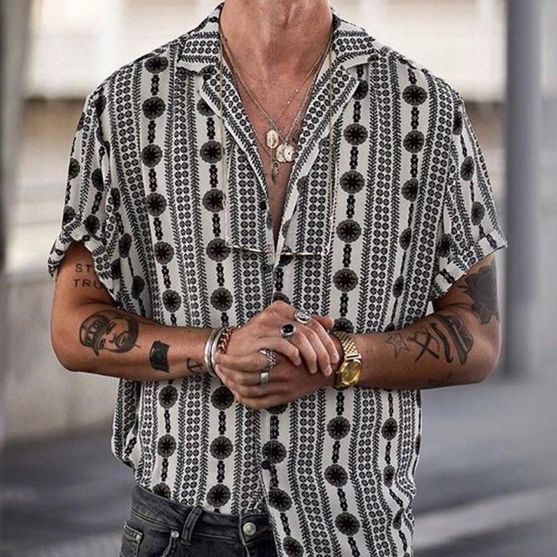 Elegantes, leichtes Herren Sommerhemd. Stylisches Casual Freizeithemd für Männer, atmungsaktiv & modisch.