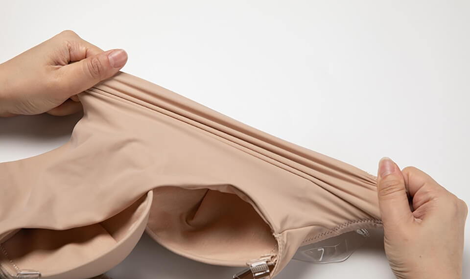 Stilvoller Shapewear Body für Damen, rückenfrei, kaschiert Bauch & formt die Taille, ideal für besondere Anlässe.