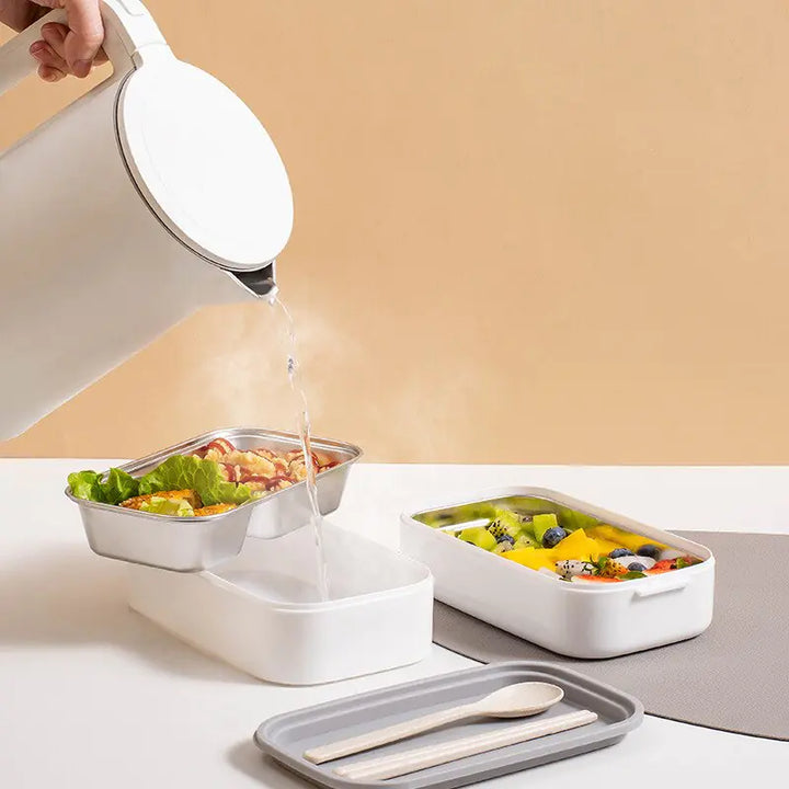 Umweltfreundliche, wiederverwendbare Edelstahl Bento-Lunchbox mit 2 Ebenen für nachhaltige Mahlzeiten.
