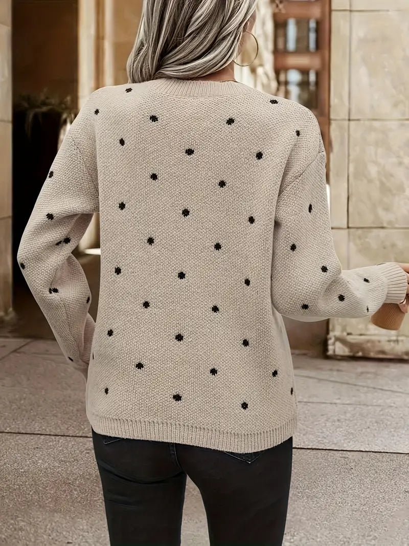 Damen-Freizeitpullover mit modischen Pokerpunkten. Langarm, bequem und ideal für Herbst & Winter.
