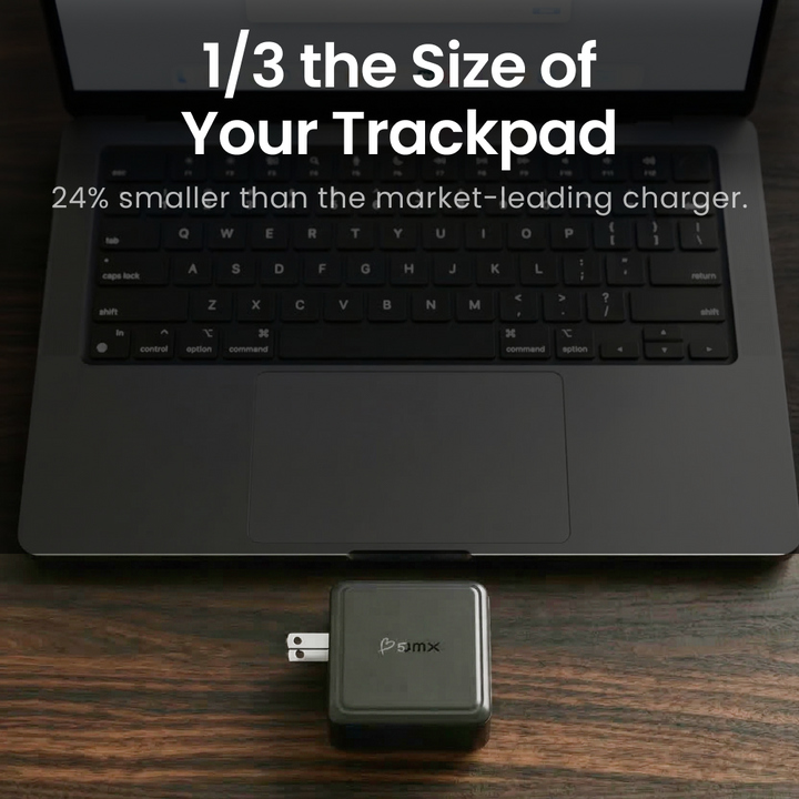 Effizientes 140W USB-C Laptop Ladegerät, ideal für schnelle und sichere Stromversorgung unterwegs.