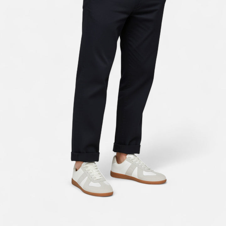 Bequeme Herren Wintersneaker, sportlich & warm, ideal für den Alltag im Winter mit Retro-Stil.