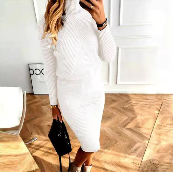 Gemütliches, warmes Damen Pullover-Strickkleid. Langarm-Winterkleid, perfekt für kalte Tage.