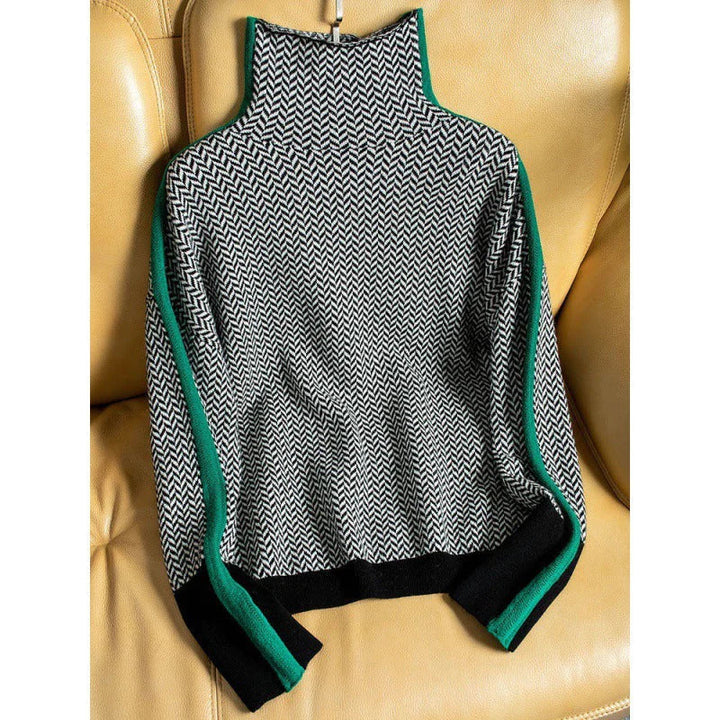Modischer Damen Herbstpullover, weicher Strick, hoher Rollkragen und geometrisches Muster.