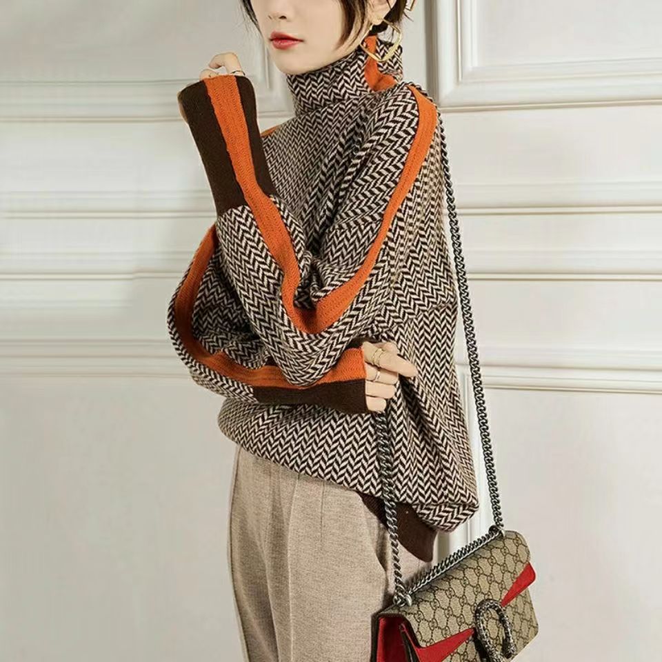 Damen Rollkragenpullover mit geometrischem Strickmuster, perfekt für Herbst- & Wintermode.
