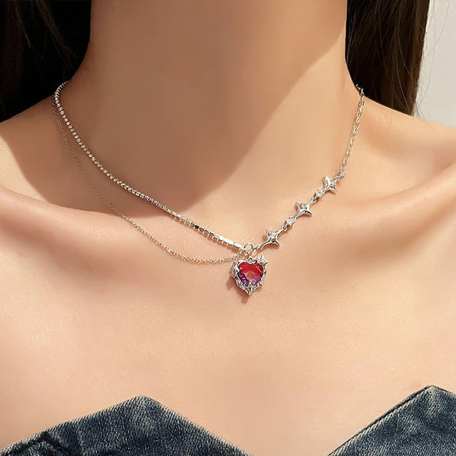 Modisches Schmuckset: Tropfen-Design Halskette & Ohrringe für Damen mit Herz- & Schmetterlingsmotiv.