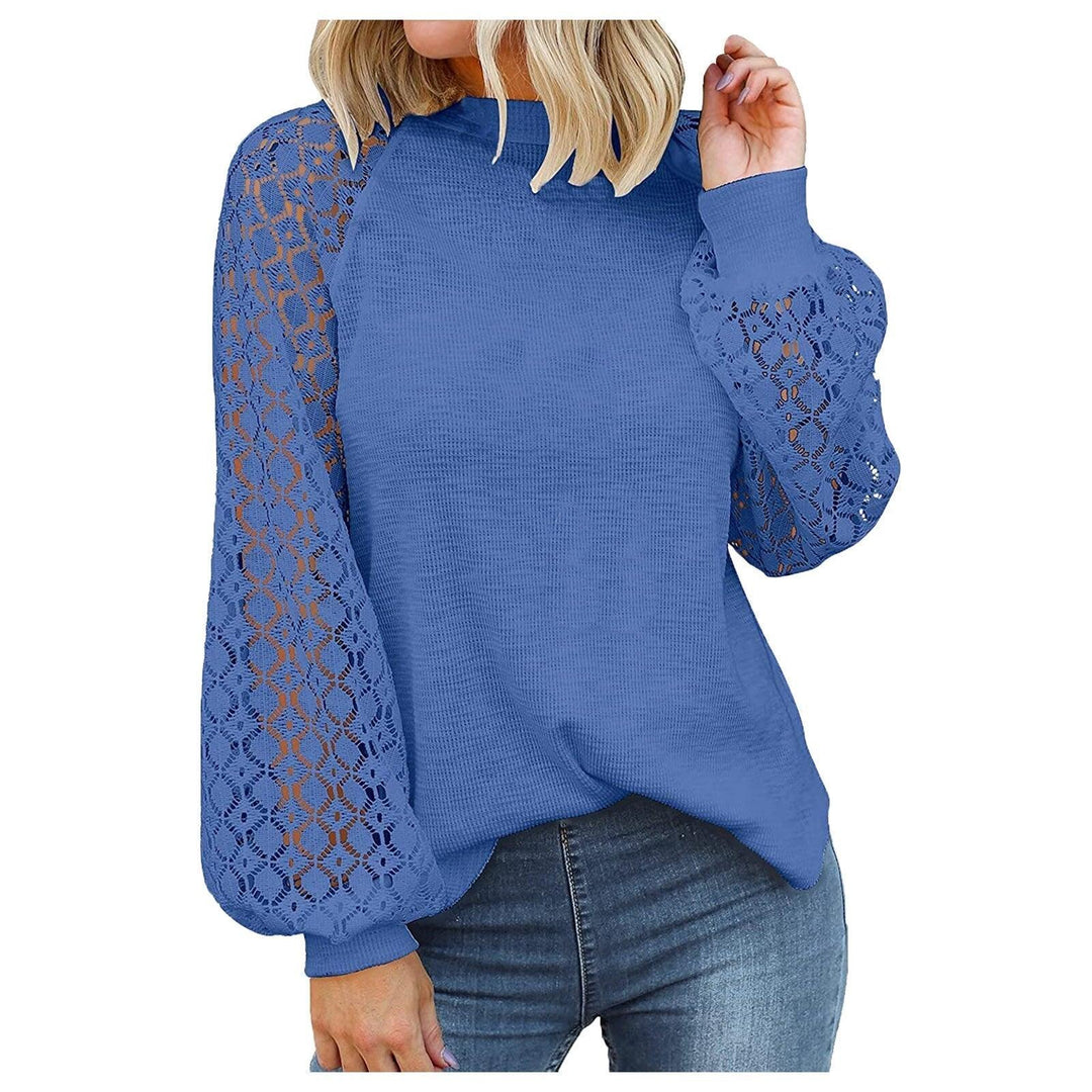 Eleganter Damen Strickpullover, Loose-Fit Passform. Ideal für Herbstmode und winterliche Outfits.