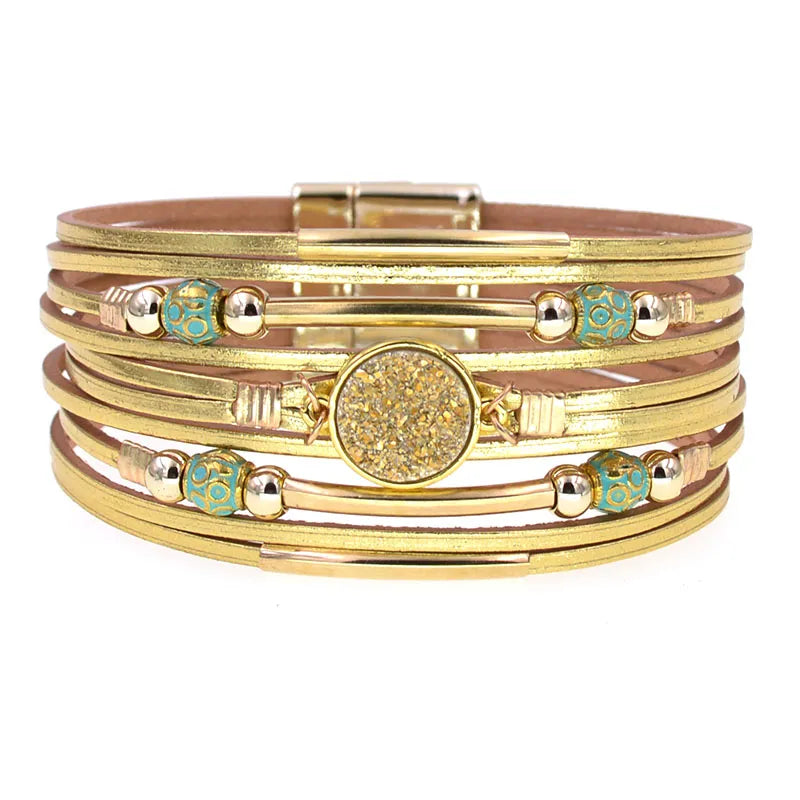 Mehrlagiges Boho Armband, Unisex Wickelarmband als stylischer Schmuck & Geschenk für jeden Anlass.