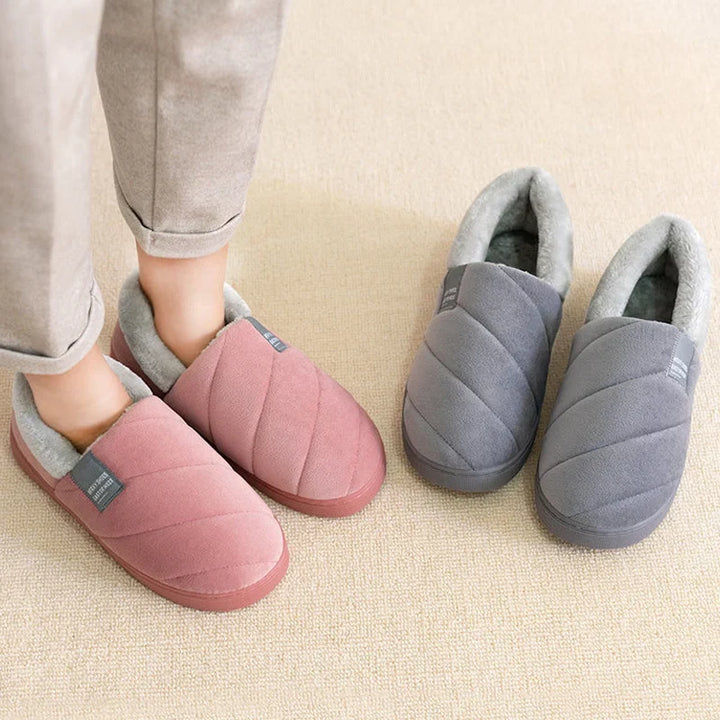 Stylische & warme Pantoffeln für Herren und Damen, die Komfort und Gemütlichkeit vereinen.