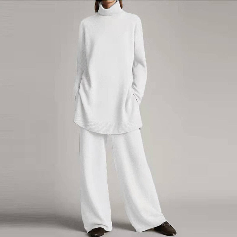 Modisches Damen Loungewear Set. Eleganter Zweiteiler aus weichem Stoff für Herbst & Freizeit.