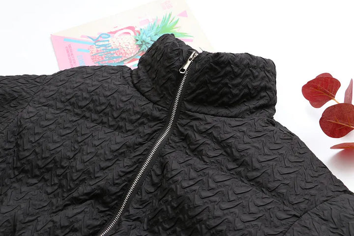 Zeitloser Damen Wintermantel Übergröße, Schwarz, Puffer-Stil, warm & vielseitig.