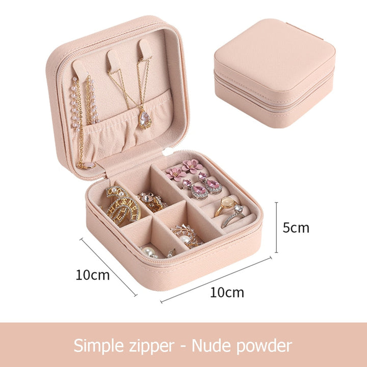 Reise-Schmuck-Organizer, geräumig für diverse Ringe, Ohrringe, Ketten & Armbänder.
