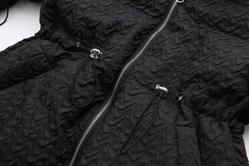 Schicker Damen Wintermantel Übergröße, Schwarz, hält warm an kalten Wintertagen.