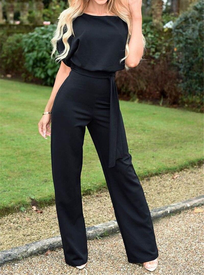 Vielseitiger Damen Frühlings-Overall. Eleganter Jumpsuit, casual und festlich tragbar für jede Frau.